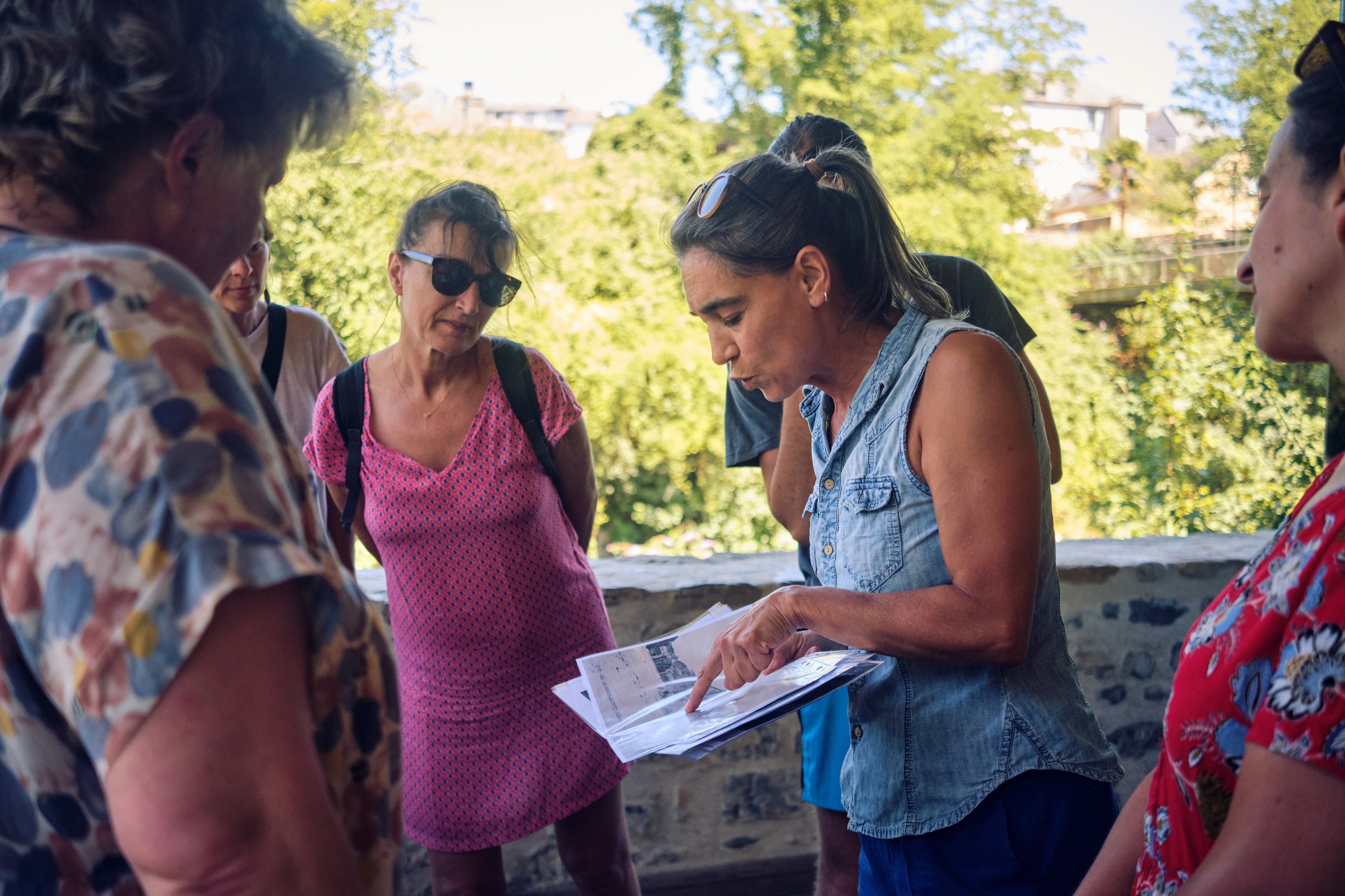 Cabaret Textile 2025, jour 2 : lavoir à laine et jardin tinctorial