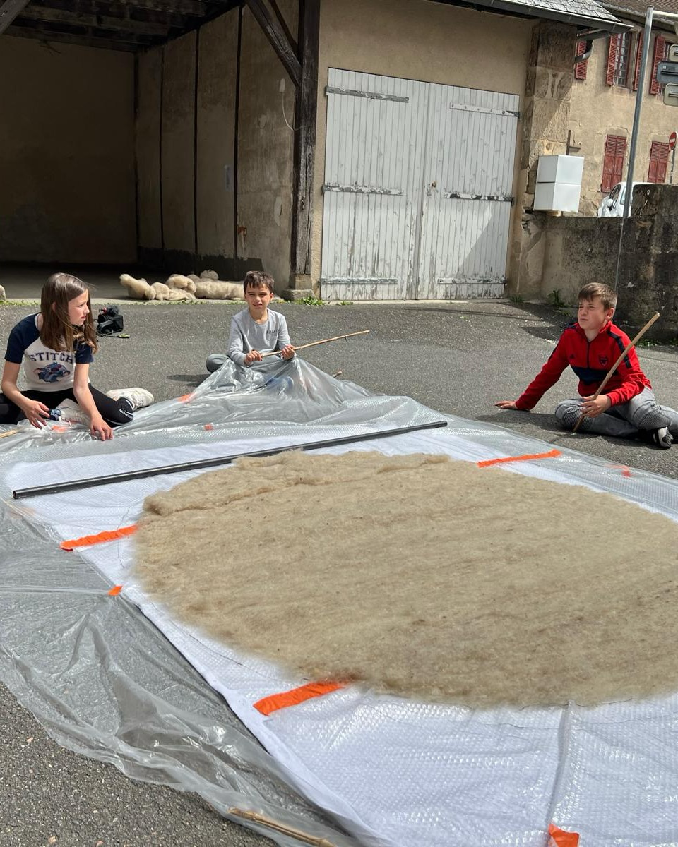 Stage tout public de tissage, feutrage ou teinture au laboratoire textile de TRAM-E